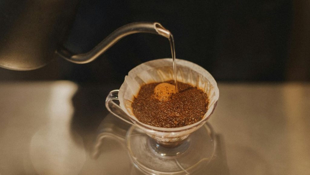 手沖咖啡器具品牌推薦：Hario、Timemore、Kalita 誰最值得入手？
